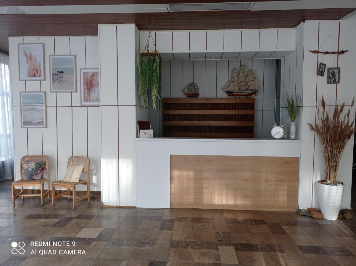 Krysztalowa Przystan Mrzeżyno Extérieur photo